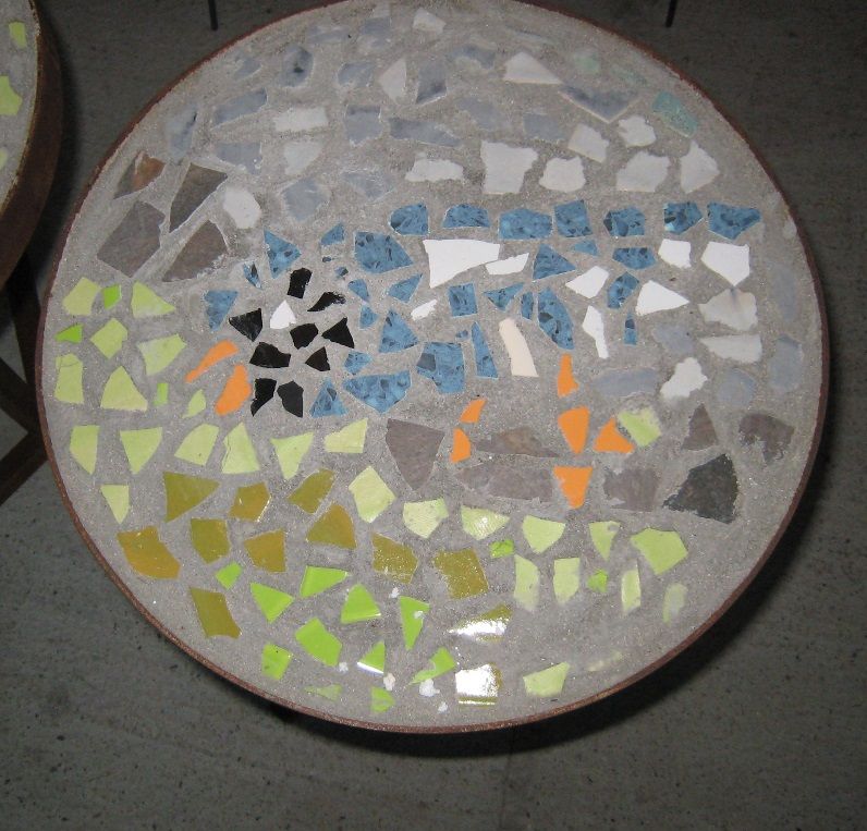 Bord: Pris 500,- kr